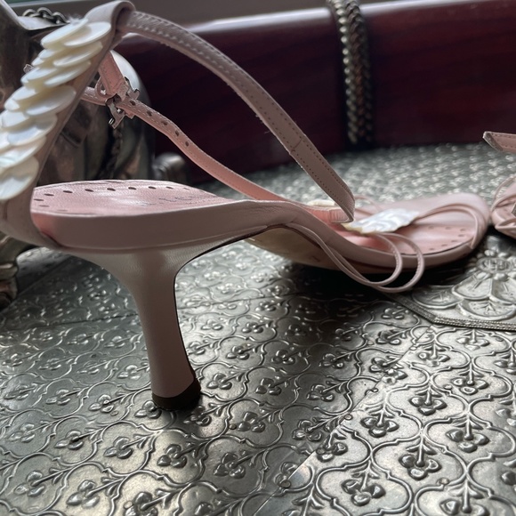 a. testoni light pink sandals - Picture 6 of 11